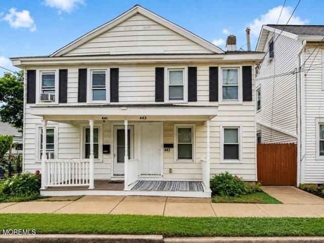 House for sale in Burlington, Burlington County