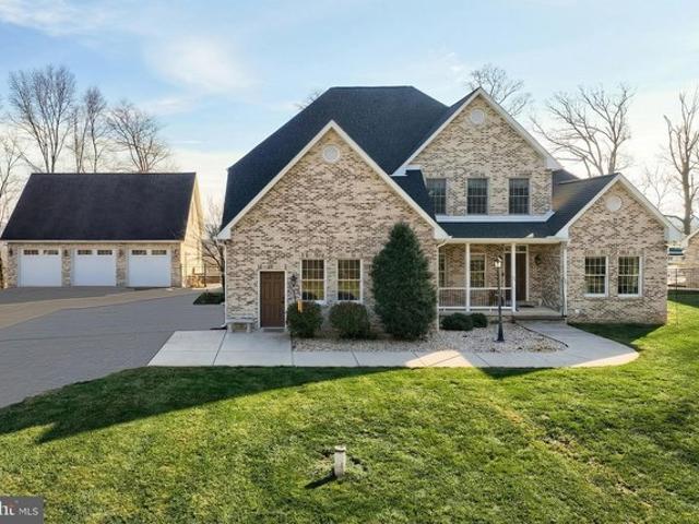 House for sale in Spring Grove, Pennsylvania