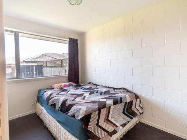 House for sale in Chaslands, Canterbury