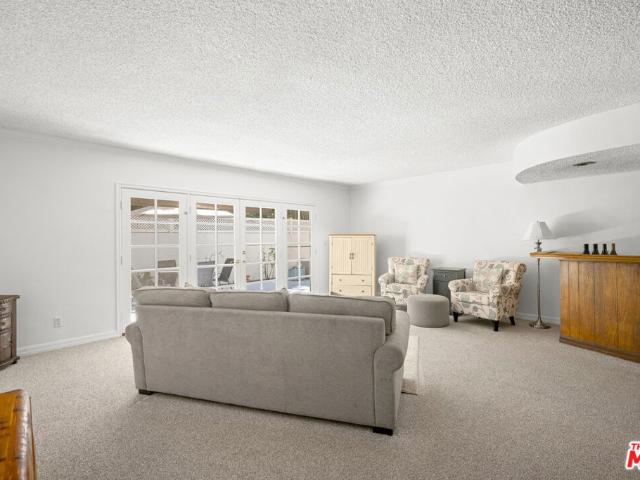 Condo for sale in Greater Toluca Lake Neighborhood Council District, Los Angeles