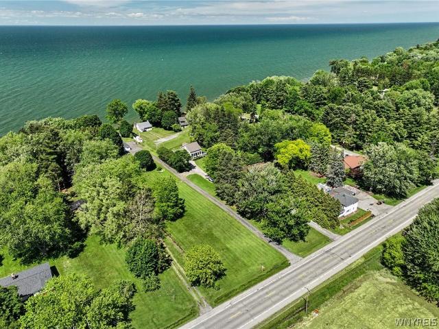 House for sale in Niagara, New York