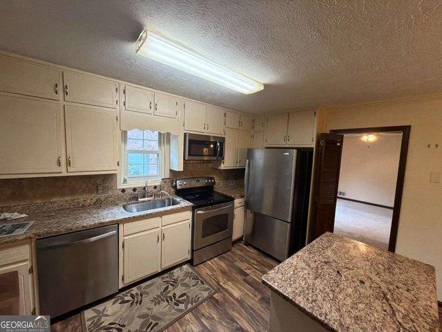 House for sale in Oakwood, Georgia