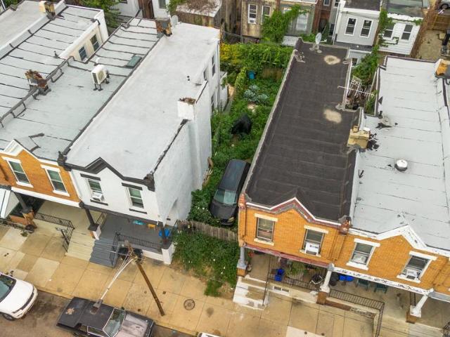 Land for sale in Philadelphia, Pennsylvania