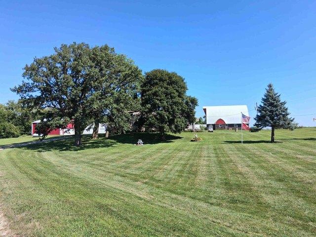 House for sale in Lakefield, Minnesota