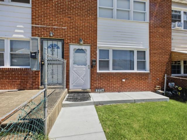 Townhouse for sale in Halethorpe, Maryland