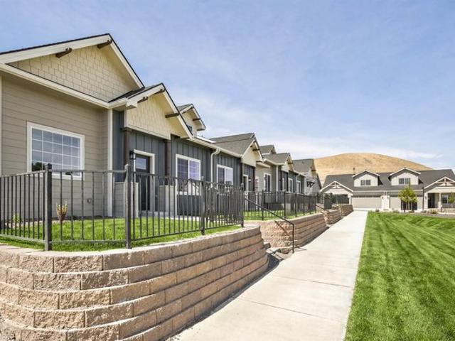 Townhouse for sale in West Richland, Washington