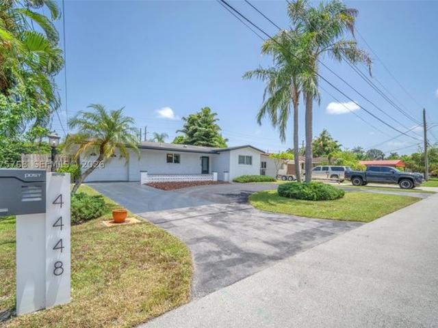 House for sale in Dania, Florida
