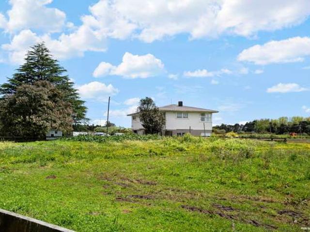 Property for sale in Papakura