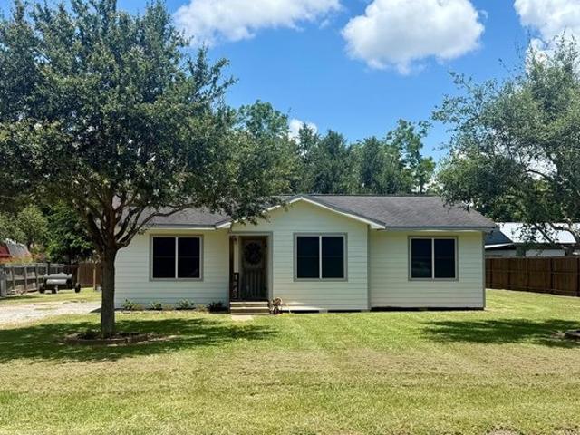 House for sale in Blessing, Texas