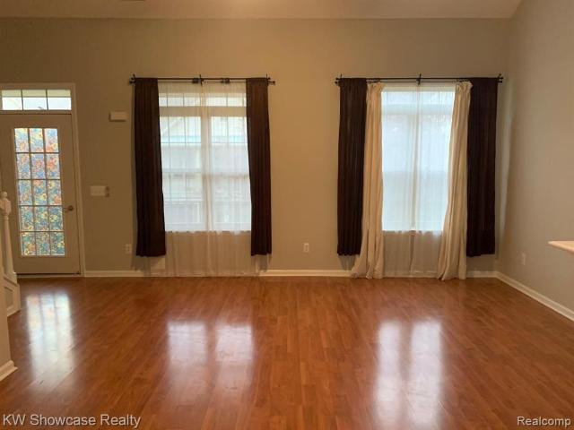 Condo for sale in Walled Lake, Michigan