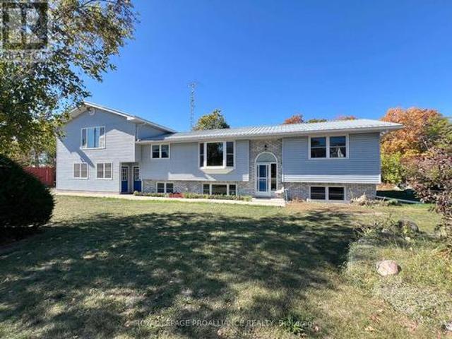 House for sale in Ontario