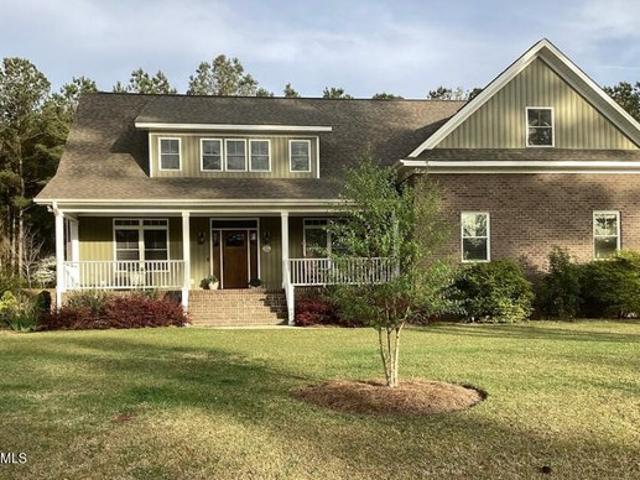 House for sale in Chocowinity, North Carolina