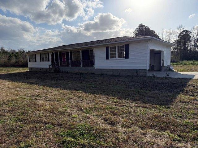 House for sale in Galivants Ferry, South Carolina