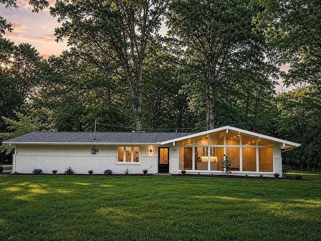 House for sale in New Castle, Pennsylvania