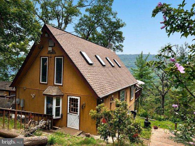 House for sale in Capon Bridge, West Virginia