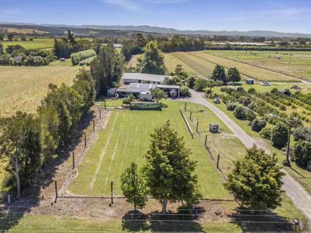 Property for sale in Hope, Tasman