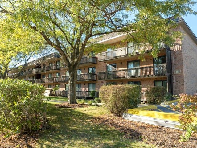 Condo for sale in Downers Grove, DuPage County