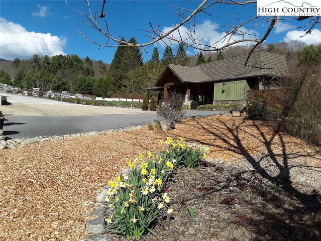 House for sale in Avery, North Carolina