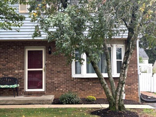 Townhouse for sale in Mount Joy, Pennsylvania