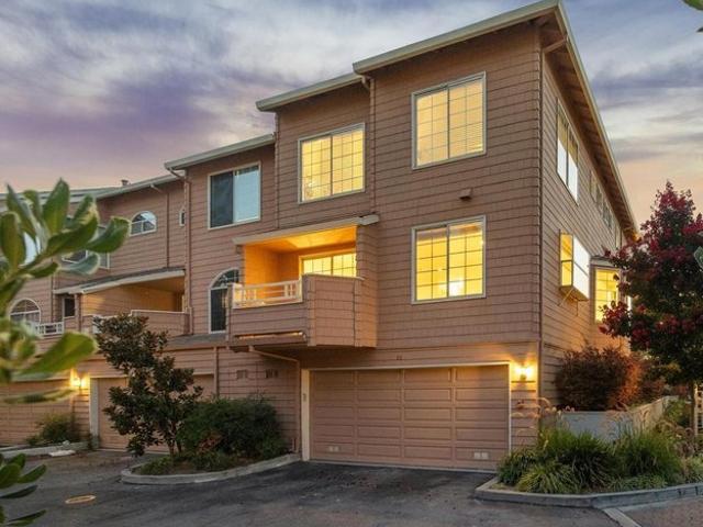 Townhouse for sale in Palo Alto, California