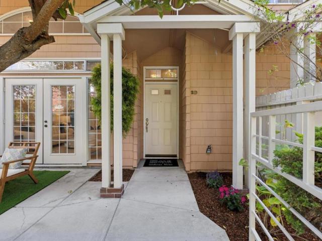 Townhouse for sale in Palo Alto, California
