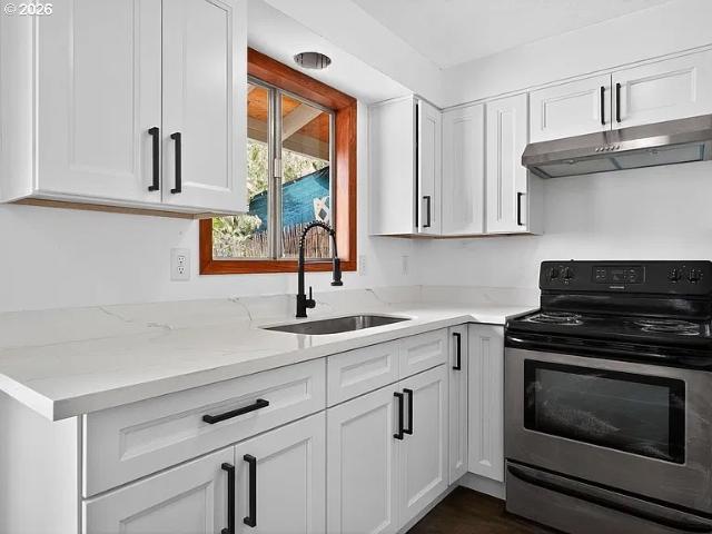 House for sale in Calle Diez, Hillsboro