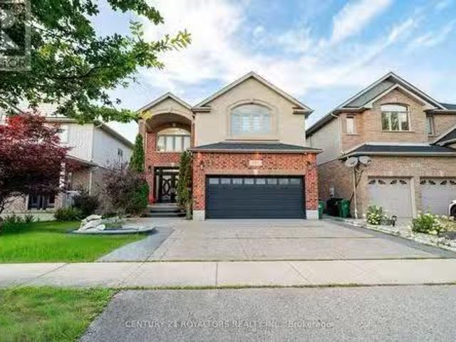 House for sale in Doon South, Kitchener