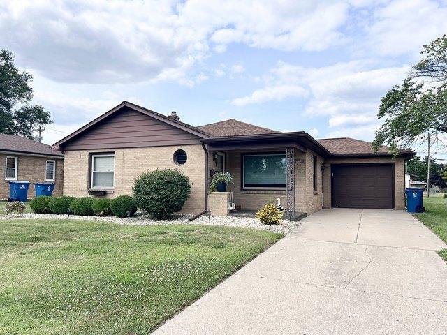 House for sale in Oglesby, Illinois