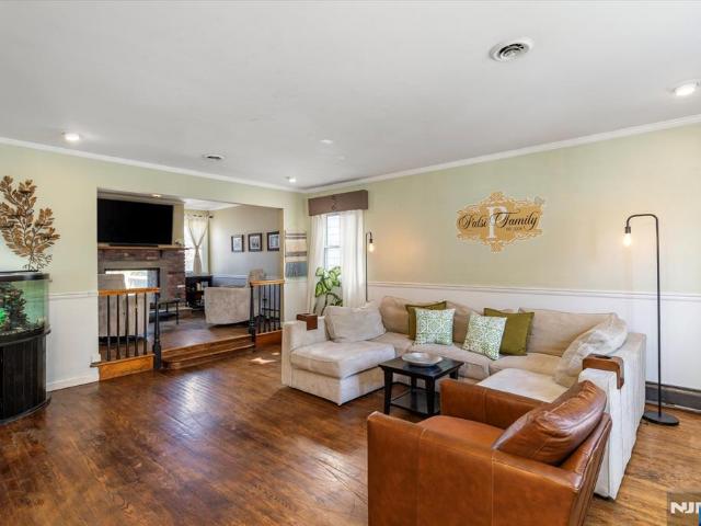 House for sale in Carlstadt House for sale in Carlstadt
