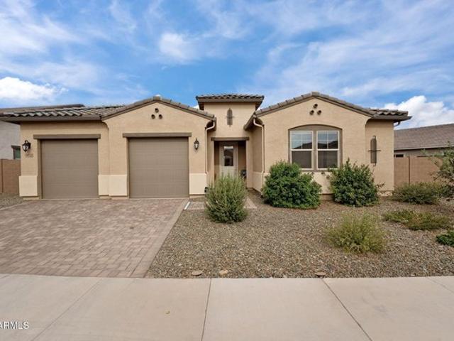House for sale in New River, Arizona