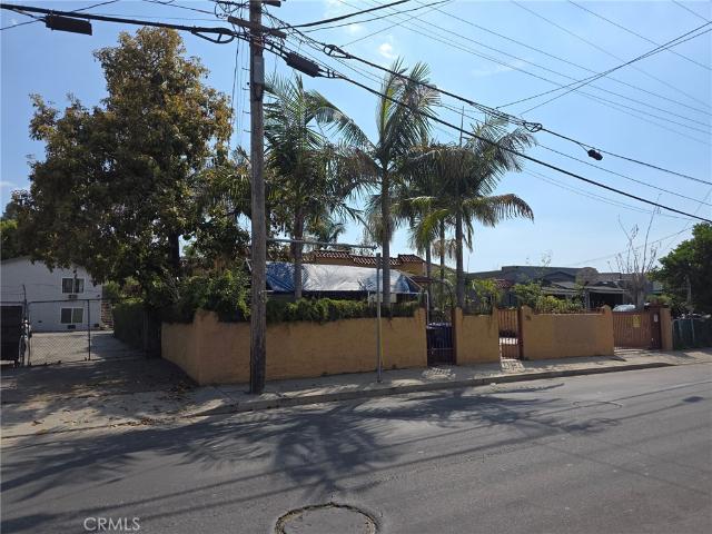 House for sale in Canoga Park, California