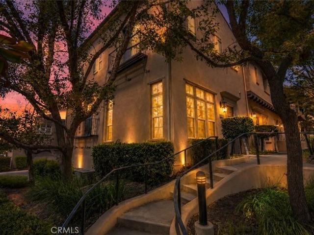 Townhouse for sale in Corona, California
