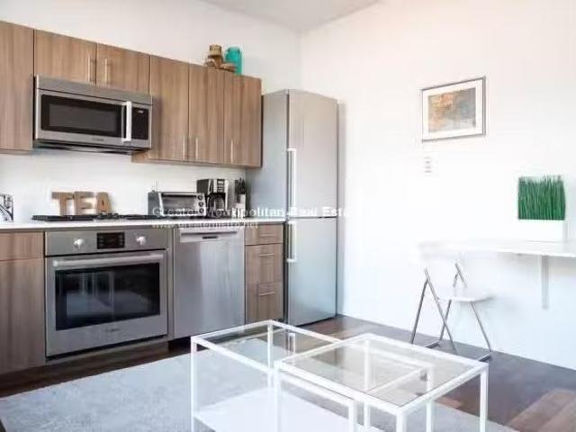 House for rent in Chelsea, Charlestown