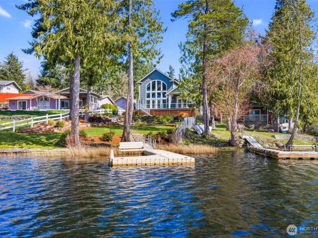 House for sale in Belfair, Washington