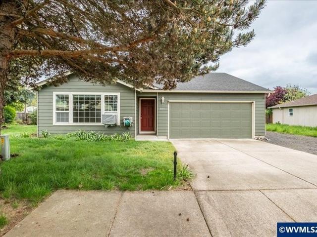 House for sale in Oregonia