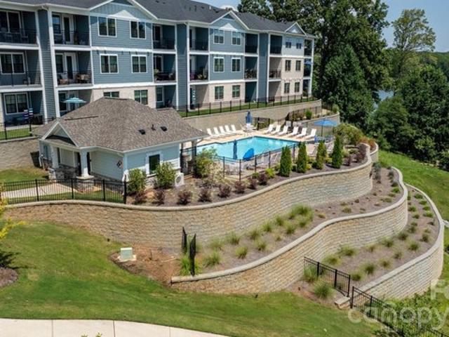 Condo for sale in Catawba, North Carolina