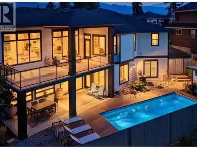 House for sale in Winfield, British Columbia