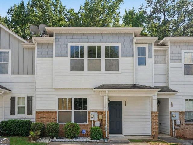 Townhouse for sale in Tucker, Georgia