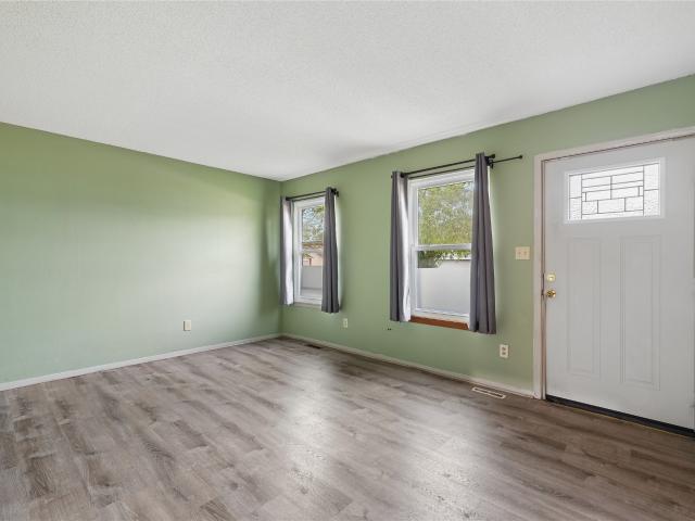 Condo for sale in Urbandale, Iowa