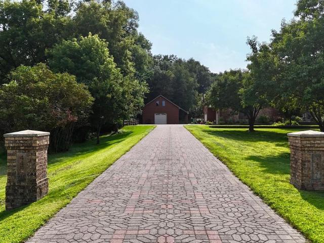 House for sale in Saint Augusta, Stearns County
