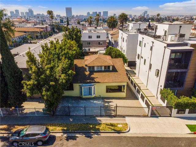 House for sale in Canoga Park, California