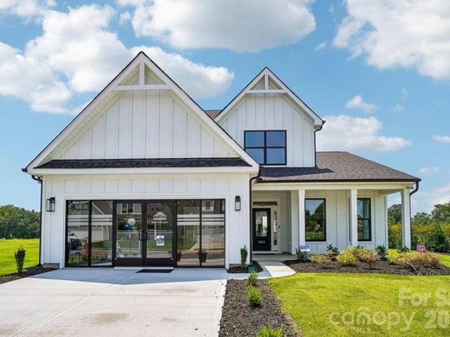 House for sale in Iron Station, Lincoln County