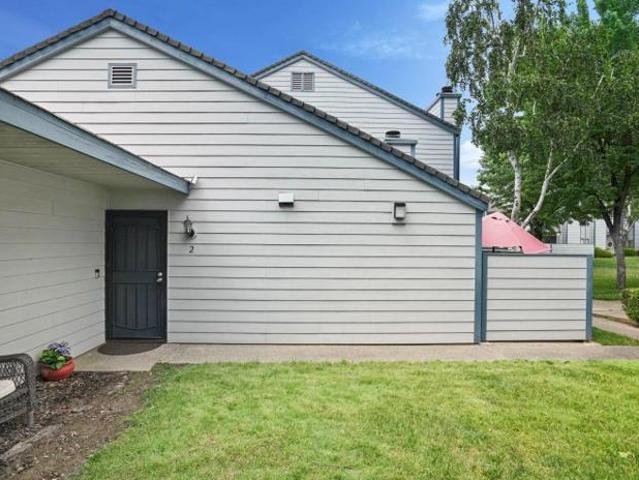 Condo for sale in Lodi, California