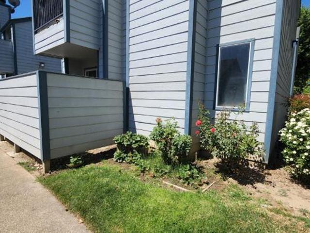 Condo for sale in Lodi, California