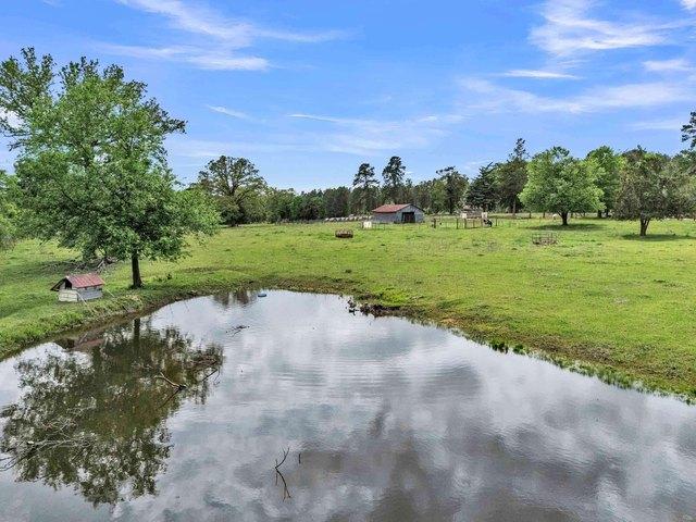 Farm for sale in Marion, Texas