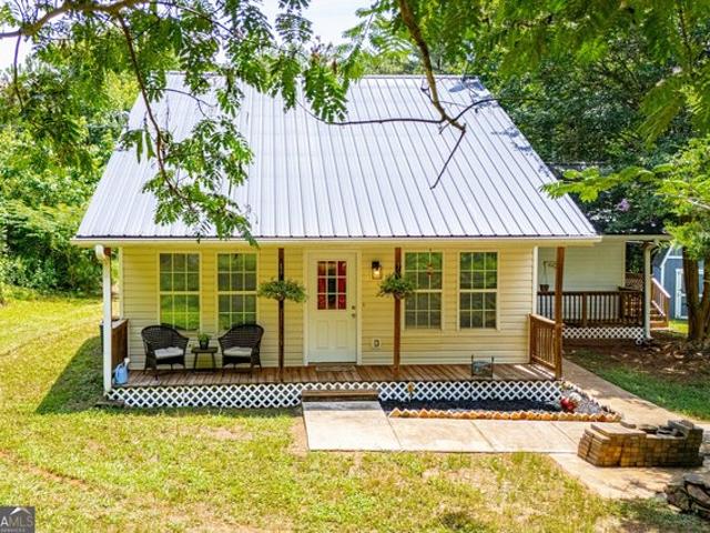 House for sale in Roopville, Georgia