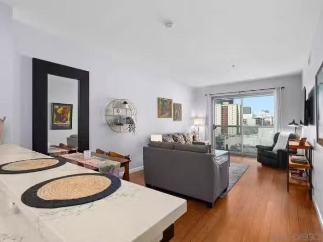 Condo for sale in San Diego