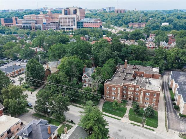 House for sale in Roselawn, Ohio