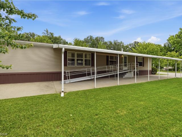 House for sale in Elyria, Ohio