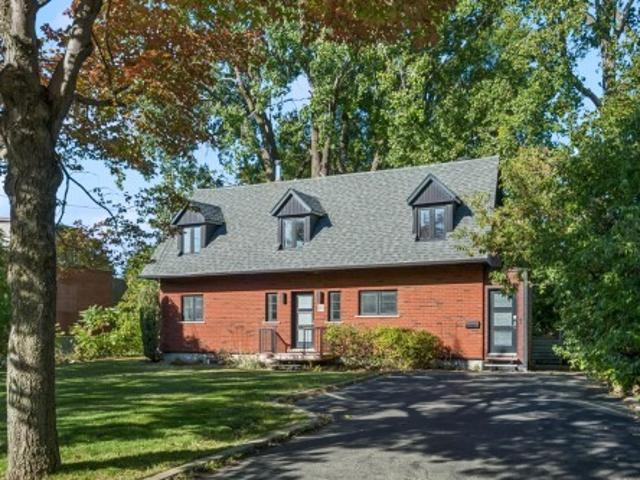 House for sale in La Prairie, Montérégie